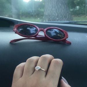Kendra Scott Isa in rose gold size 7